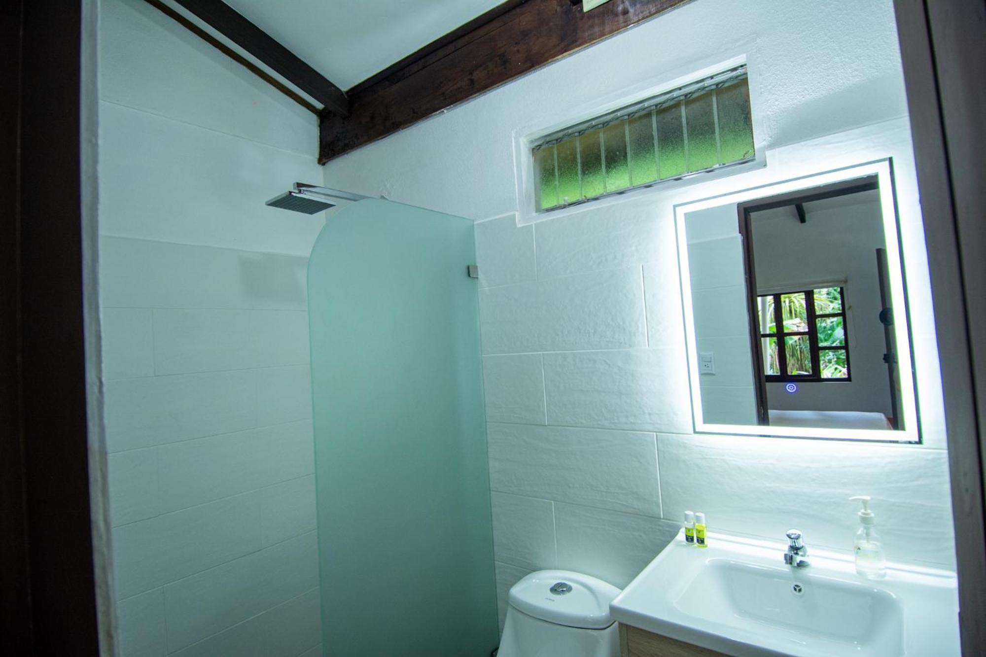 Selva Color - Forest & Beach Ecolodge Quebrada Ganado الغرفة الصورة